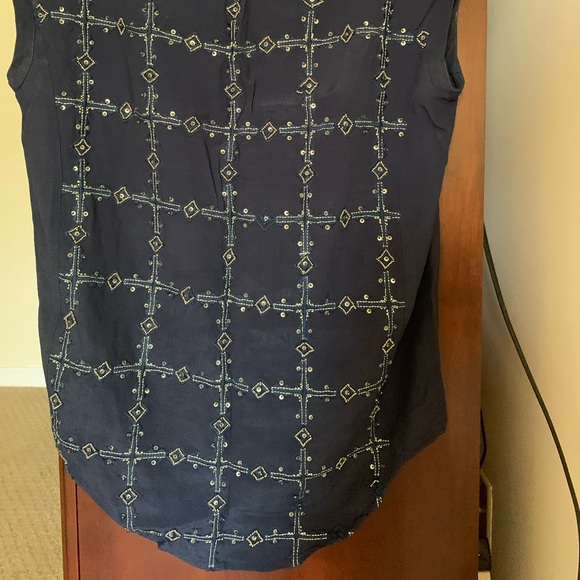 Lucky Brand top - Picture 5 of 8